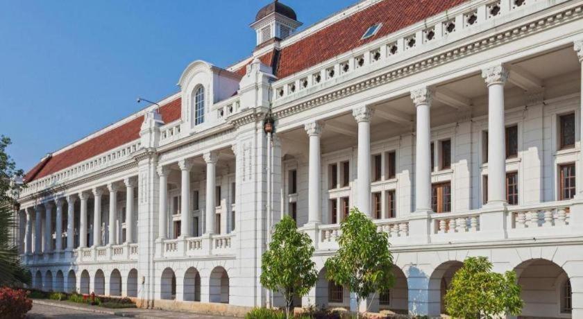 The Grand Palace Resident Jakarta Exterior photo